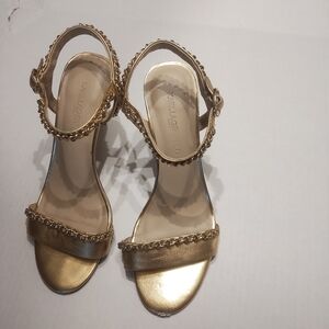 Karl Lagerfeld Daisy Gold Heels With Chain Details Size 7.5 Leather